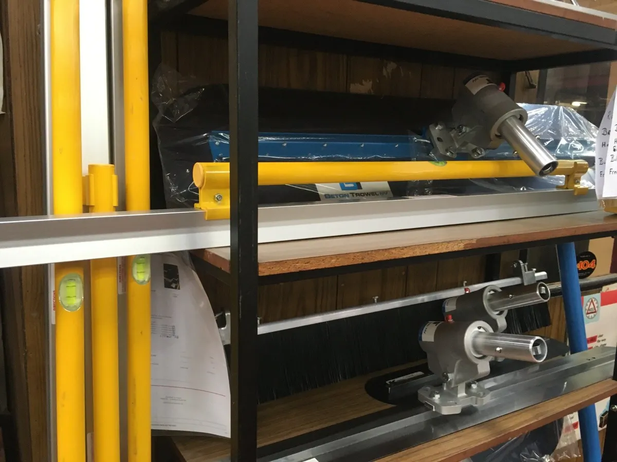 AUSSIE SCREEDS 1.5M , 2.4M AND 3Mt . METRIX EQT - Image 4