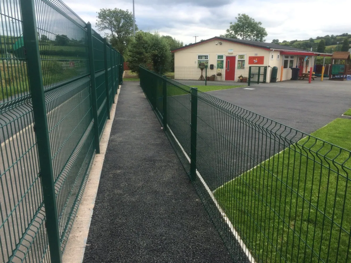 MESH FENCING - Image 3