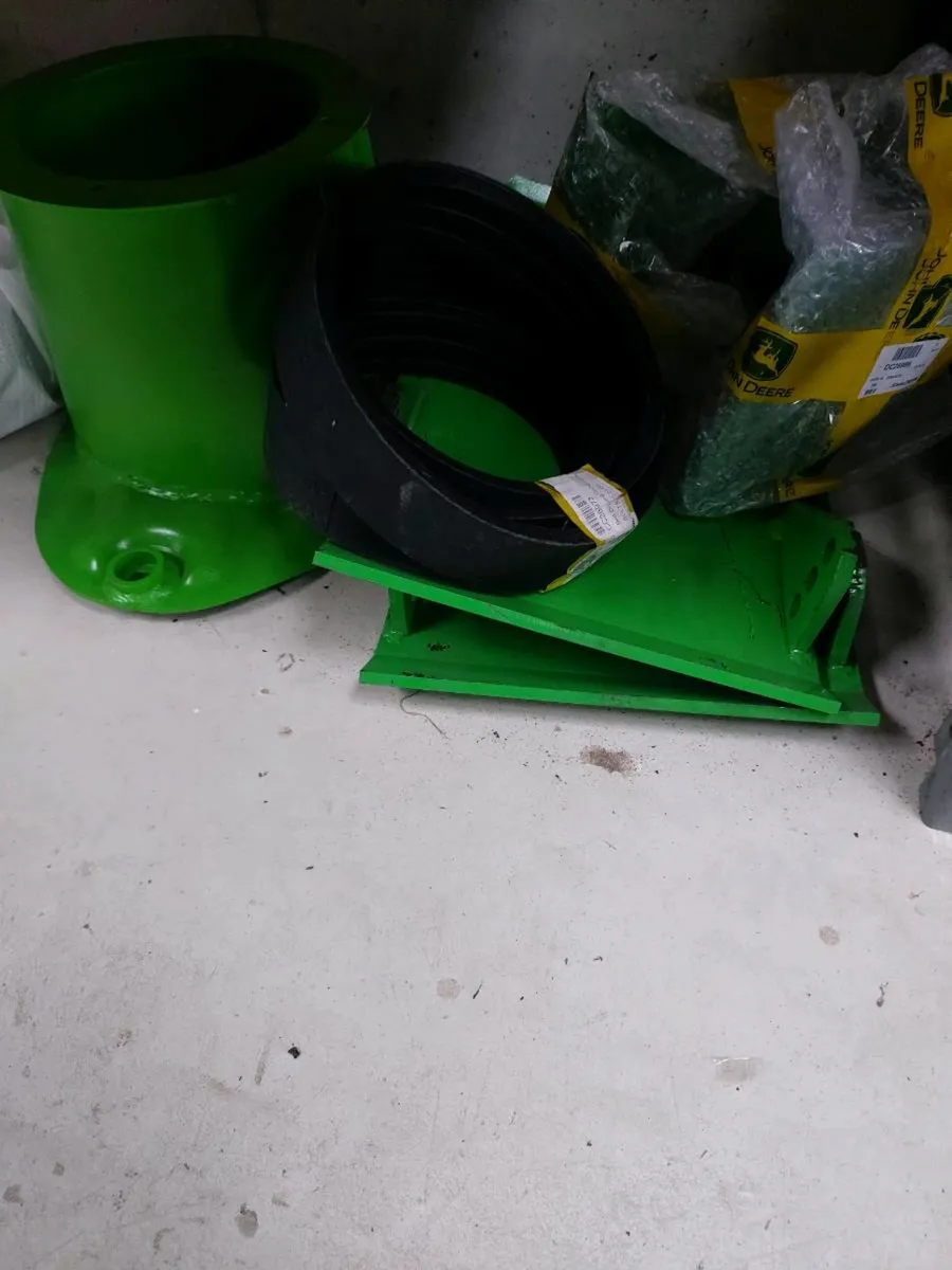 John Deere mower parts - Image 1