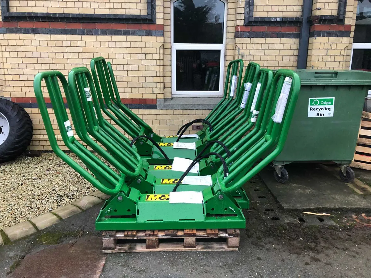 Mc Hale R5/691 bale grabs *ready to go* - Image 2