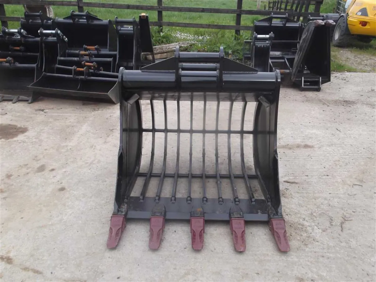 42" Riddle Bucket - Image 1