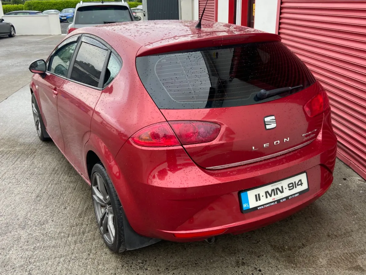 Massive stock of wind deflectors for fast delivery - Image 2