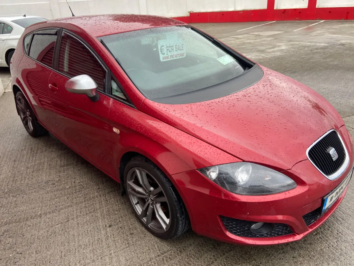 Massive stock of wind deflectors for fast delivery - Image 3