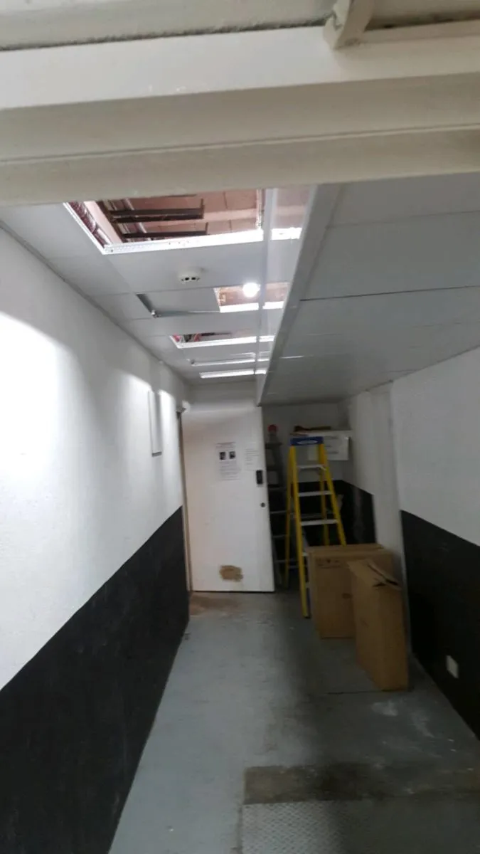 Ceiling tiles - Image 2