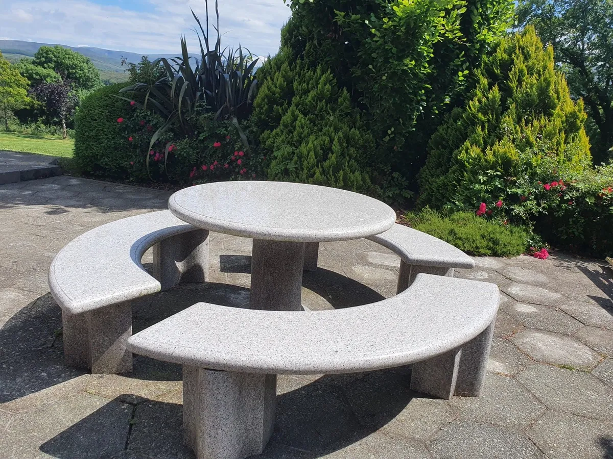 Kenmare  Two  bedroome apartment for rent - Image 1