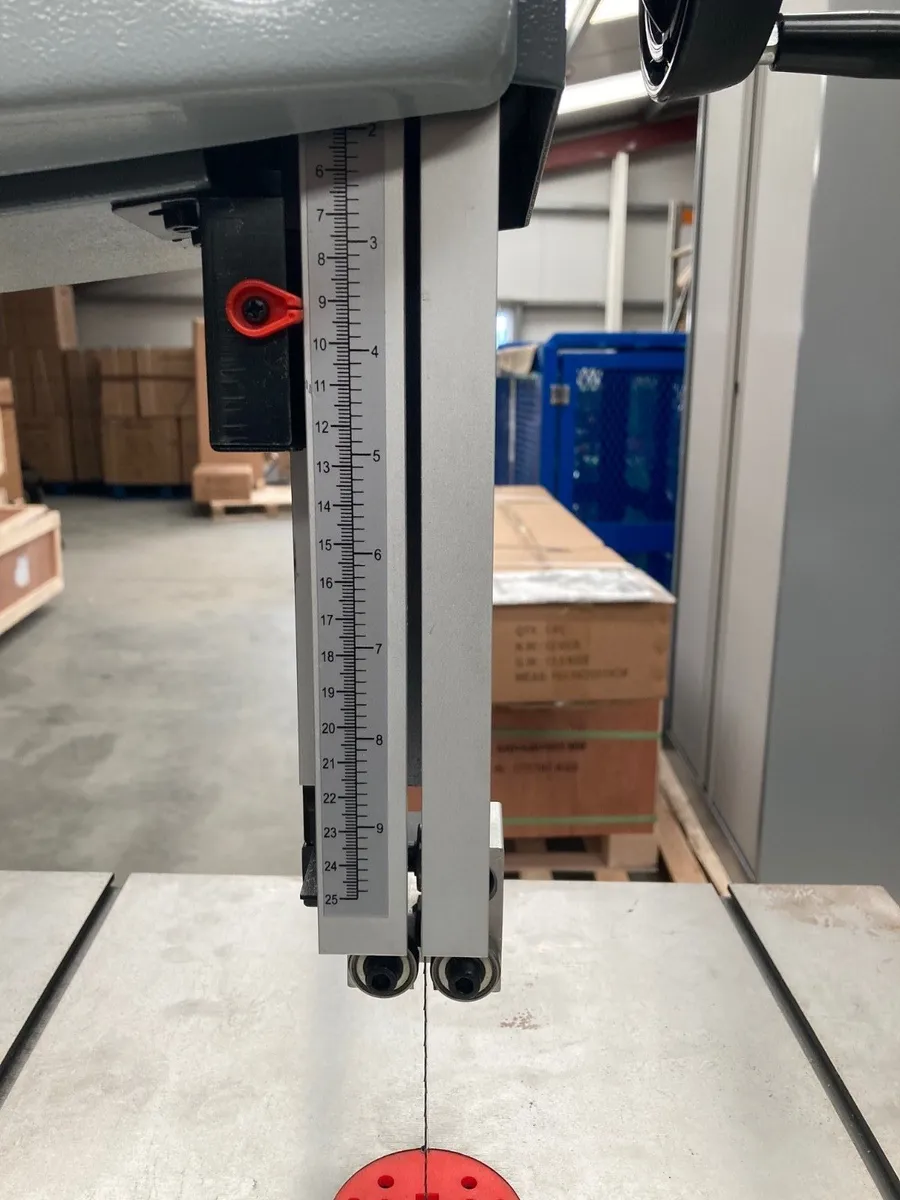 14" Sip Professional Wood Cutting Bandsaw - Image 3