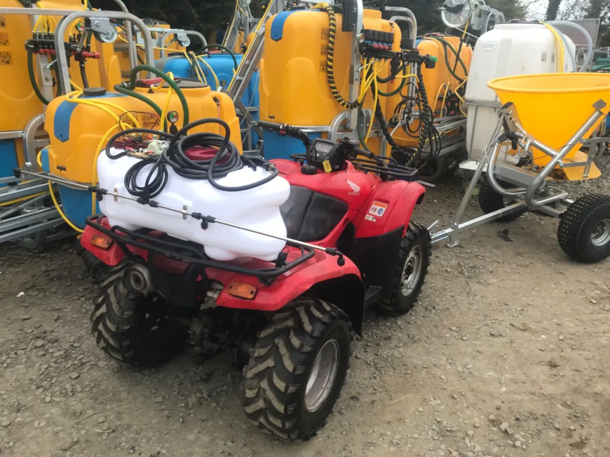 Quad sprayer with boom and hand lance - Image 1