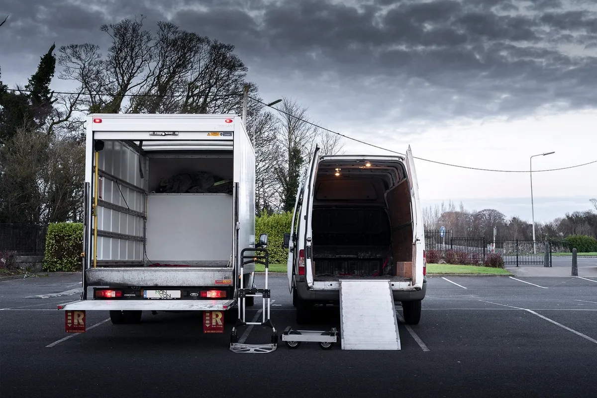Man and van - Image 3
