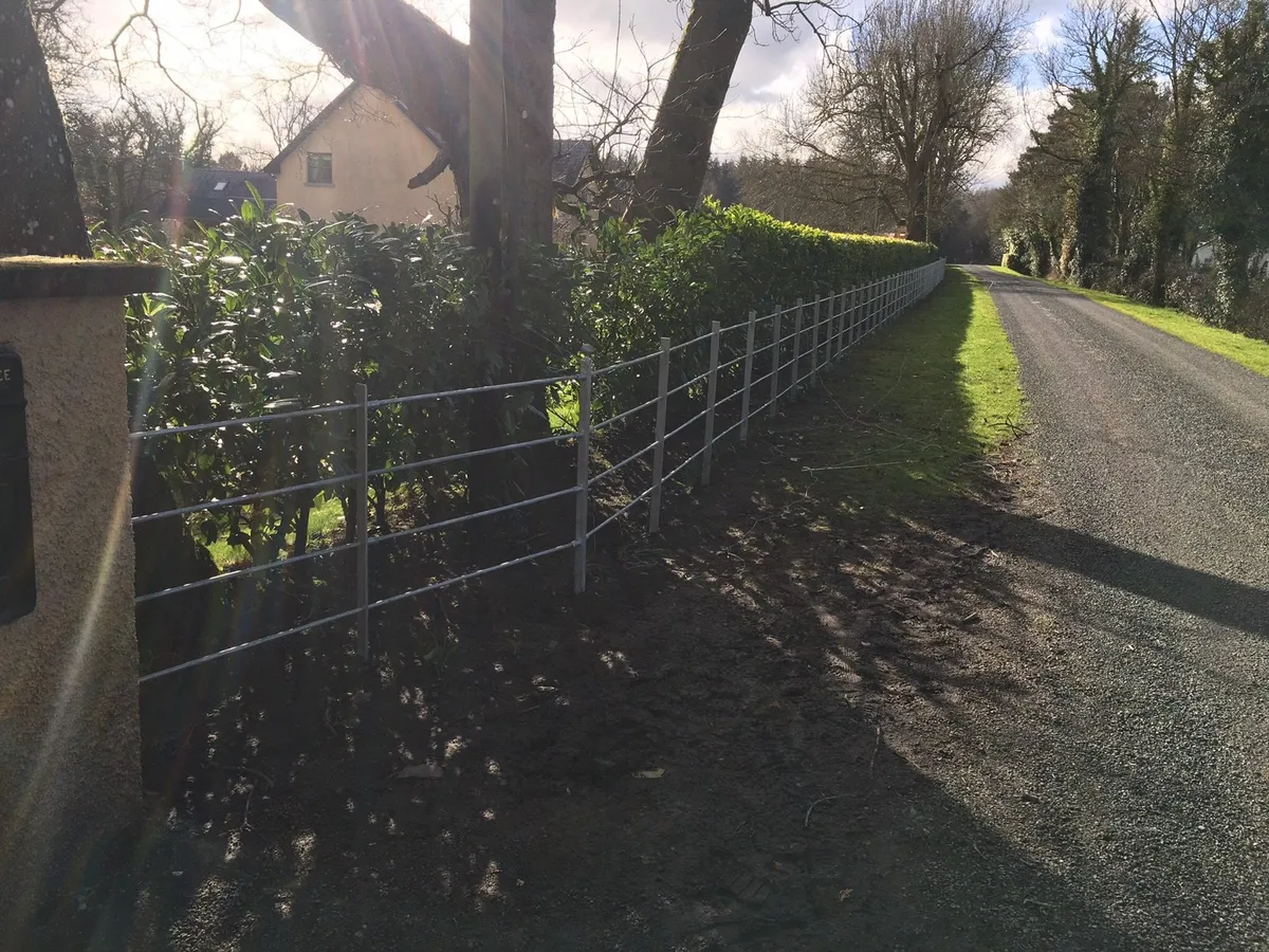 Estate fencing - Image 4