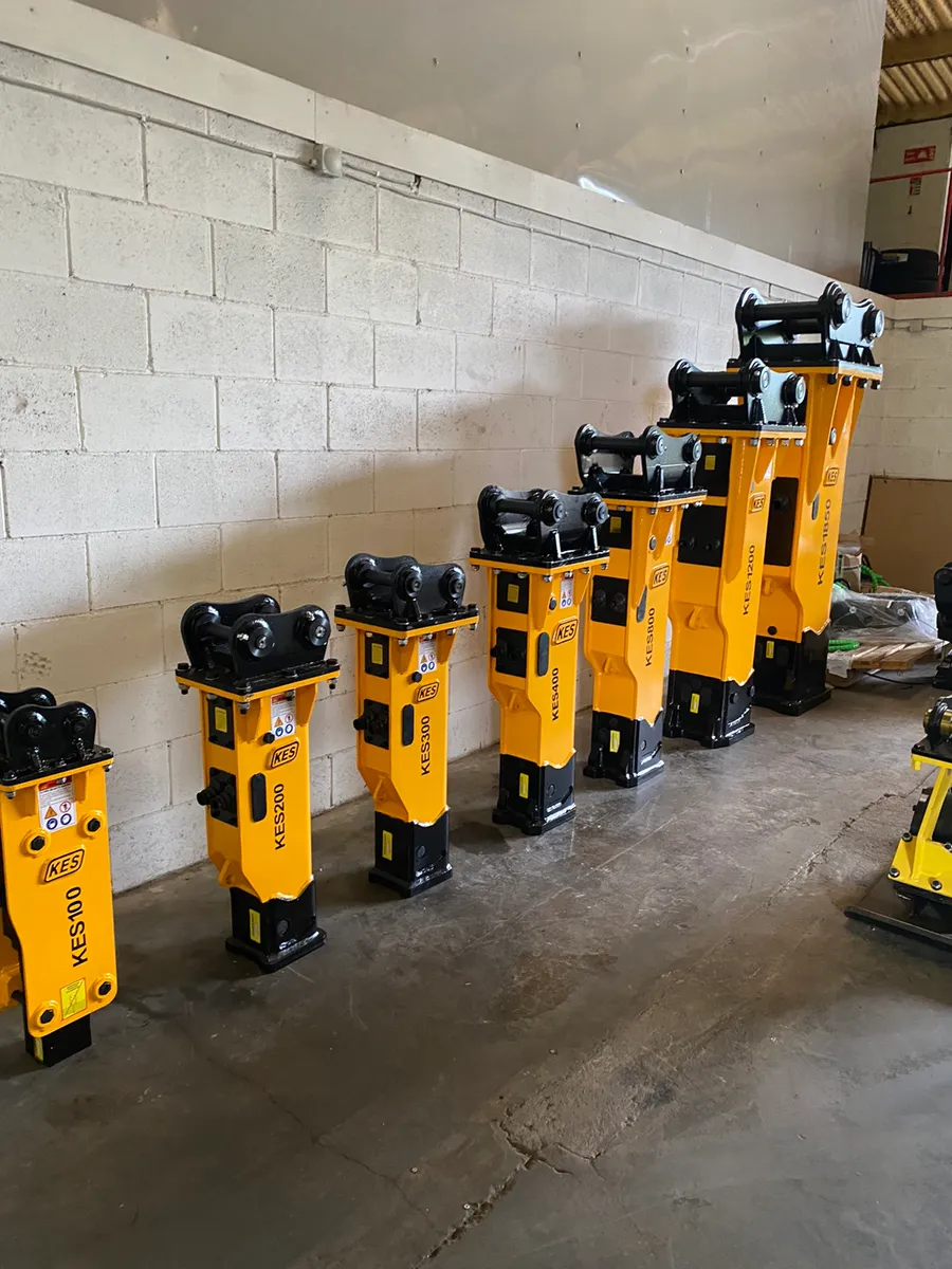 KES400 Rock Breaker's For Sale. Suits 4 / 6.5 Ton - Image 3