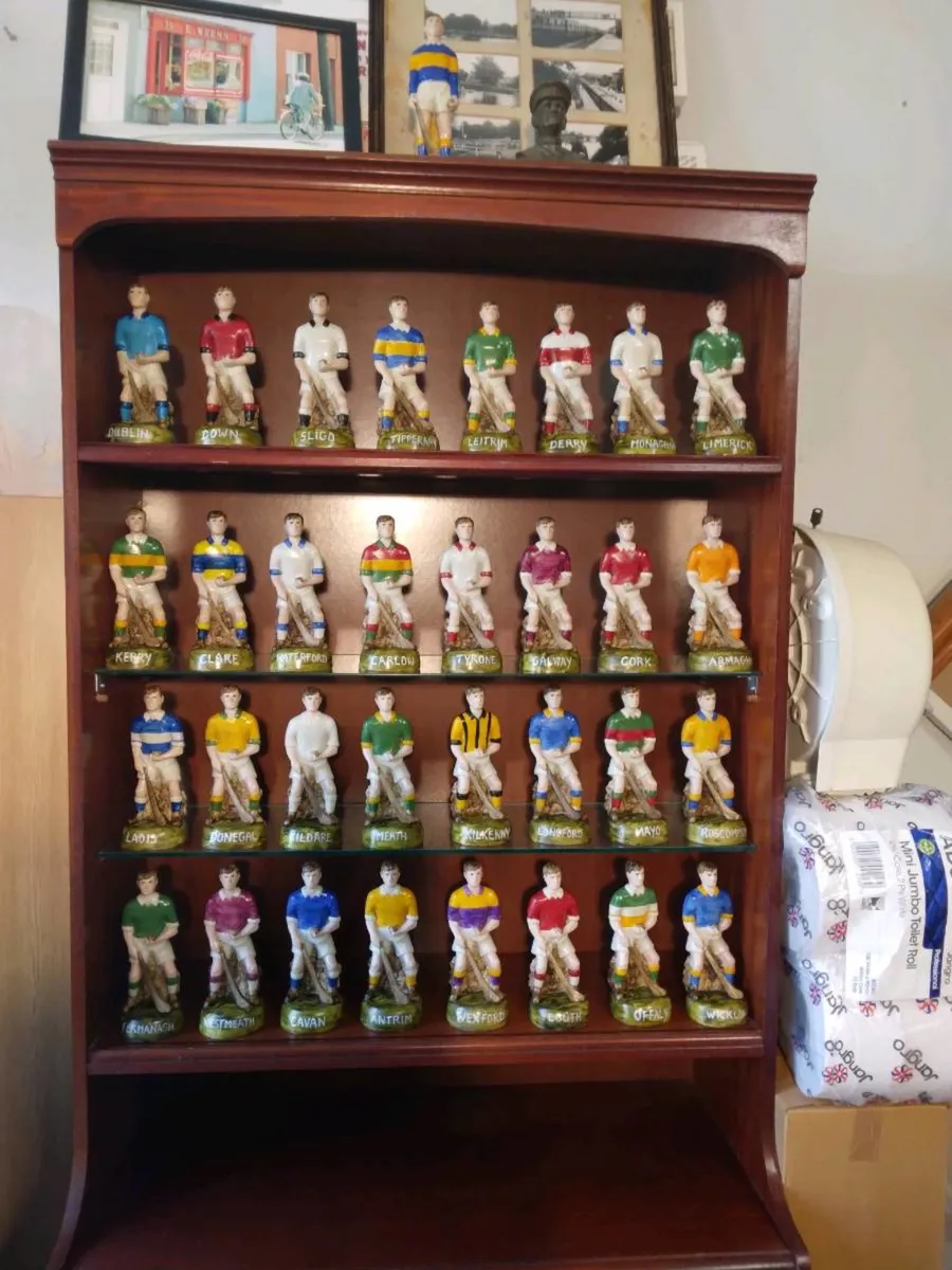 Gaa figurines - Image 4