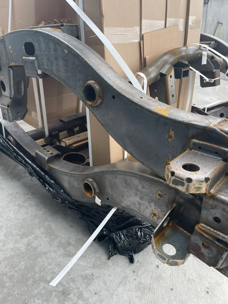 Nissan patrol chassis (brand new) - Image 2