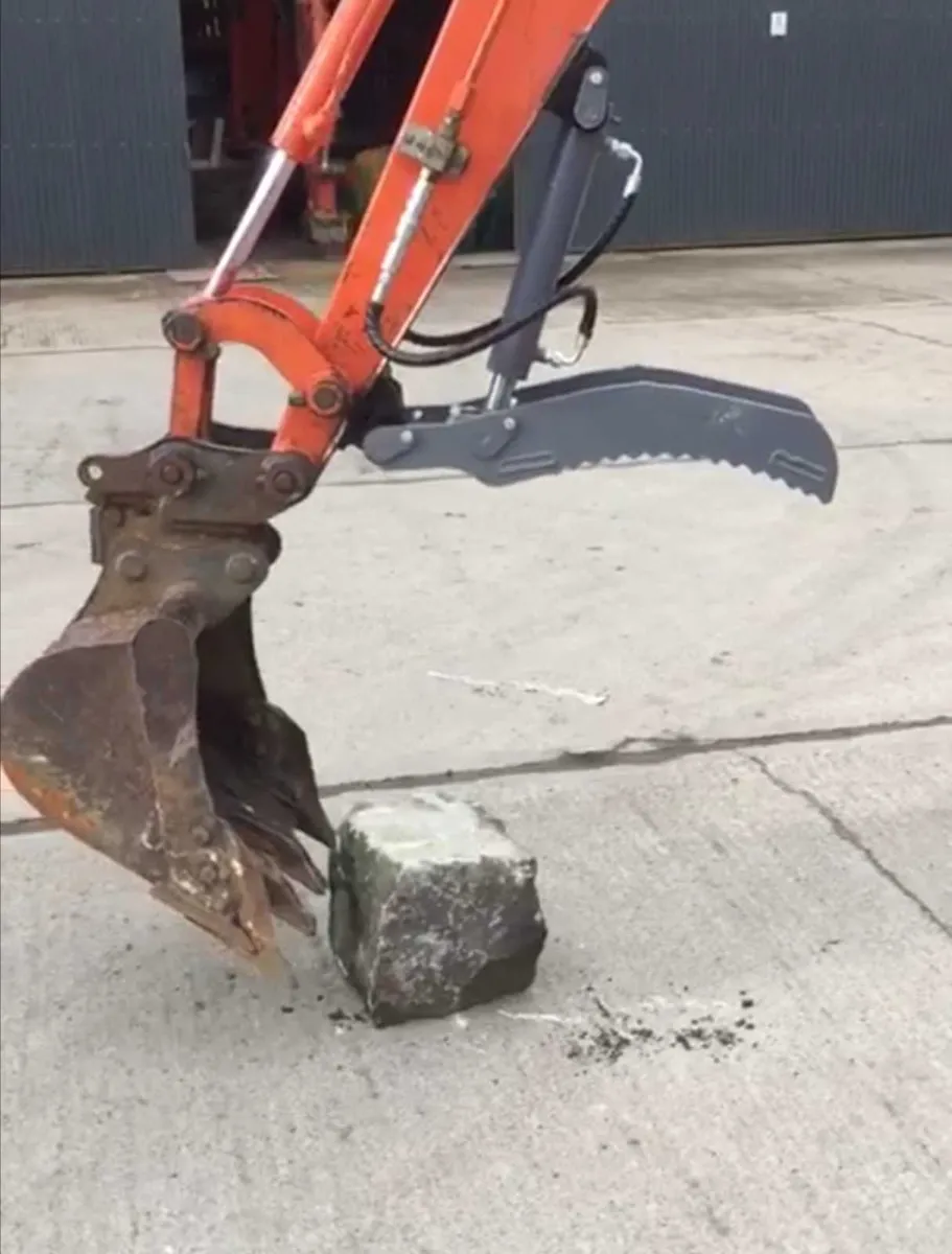 Grab yourself a thumb and make life easier - Image 4