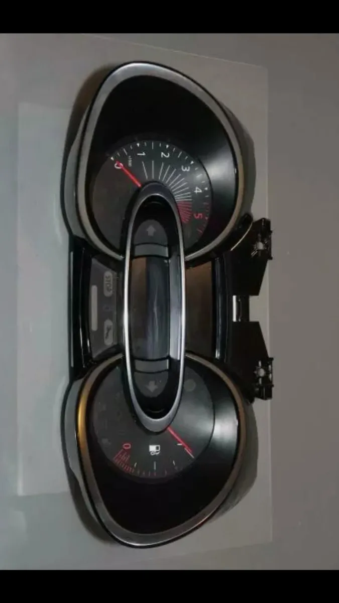 Renault trafic Opel Vauxhall  Vivaro lcd screens - Image 2