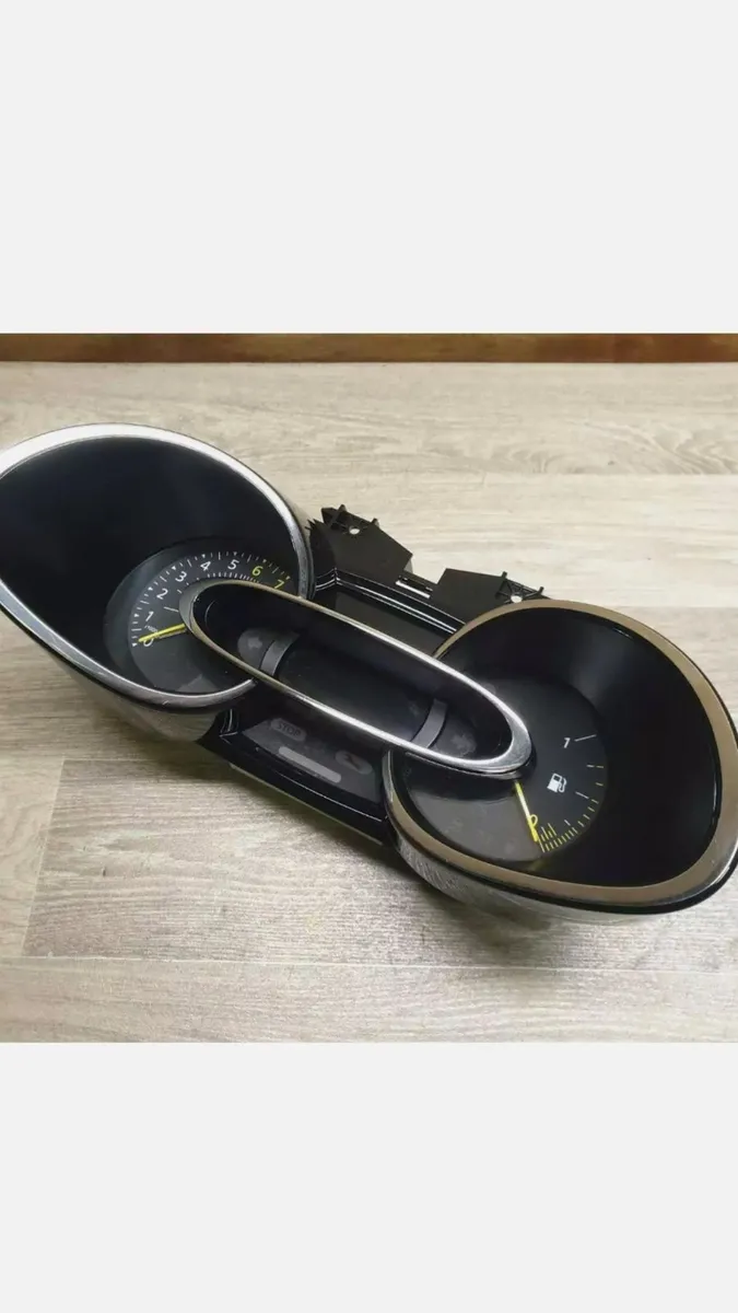 Renault trafic Opel Vauxhall  Vivaro lcd screens - Image 3