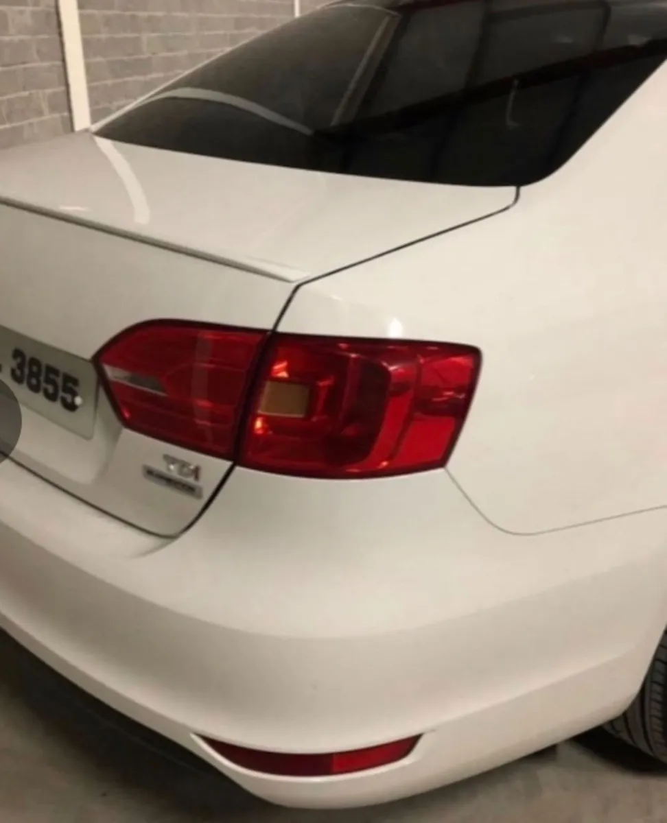 Vw jetta 2011-2016 Lip spoilers gli & roof - Image 1