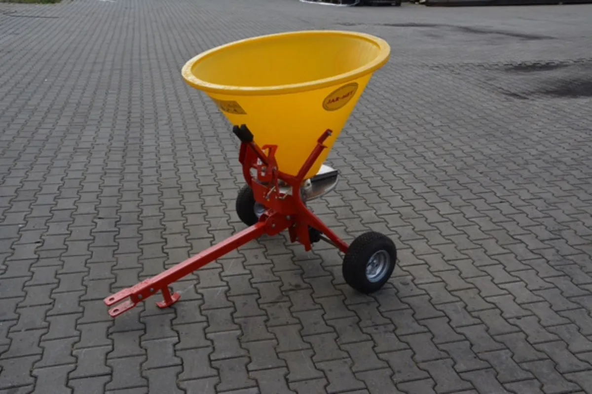 Jarmet quad sower,  salt , fertiliser spinner - Image 4