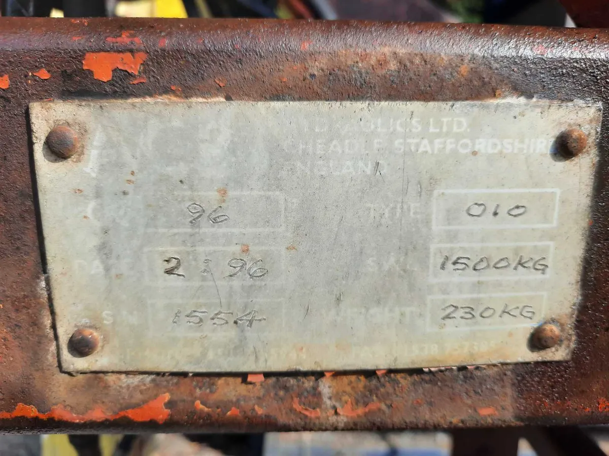 BLOCK GRAB - Image 2