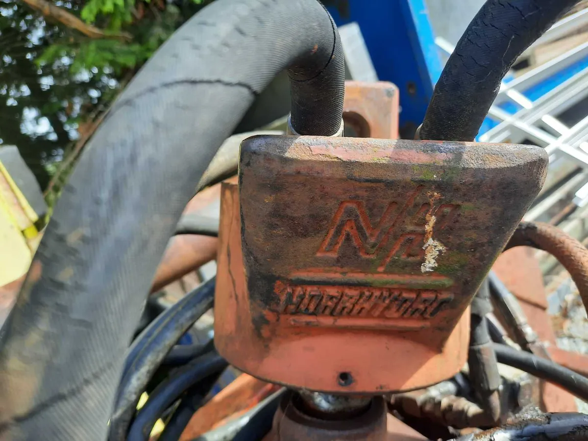 BLOCK GRAB - Image 3