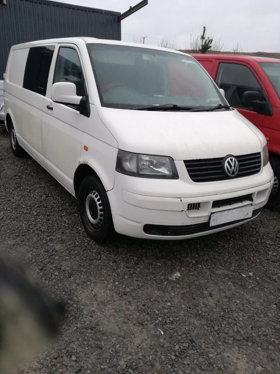 Vw Transporter t5 t4 caravelle Breaking - Image 2