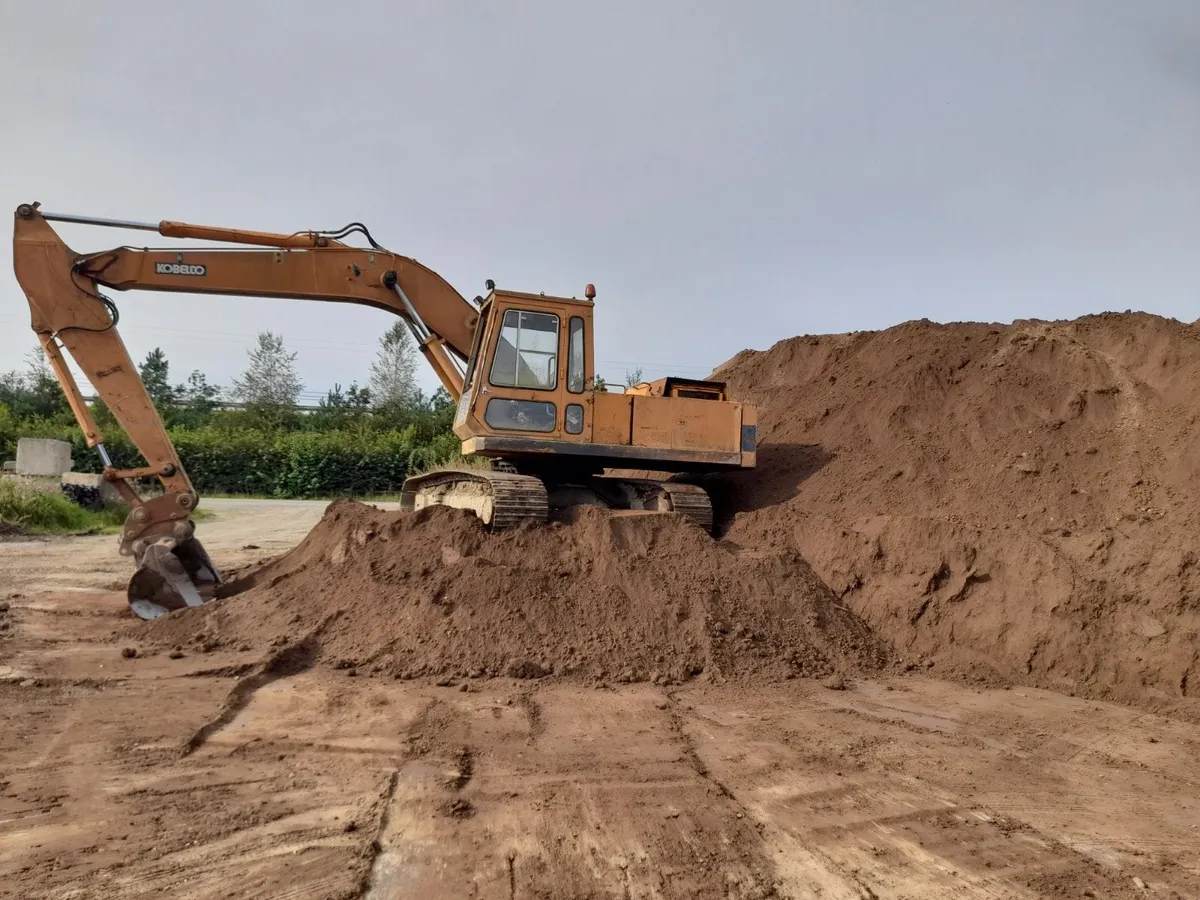 Quality Screened Topsoil Delivered - Image 3