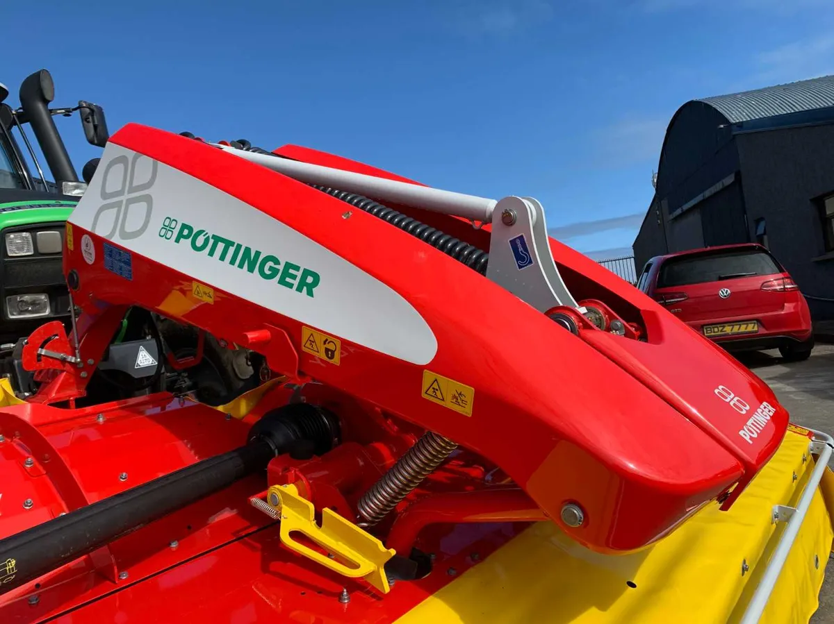 NEW Pottinger Alphamotion Front Mower - Image 3