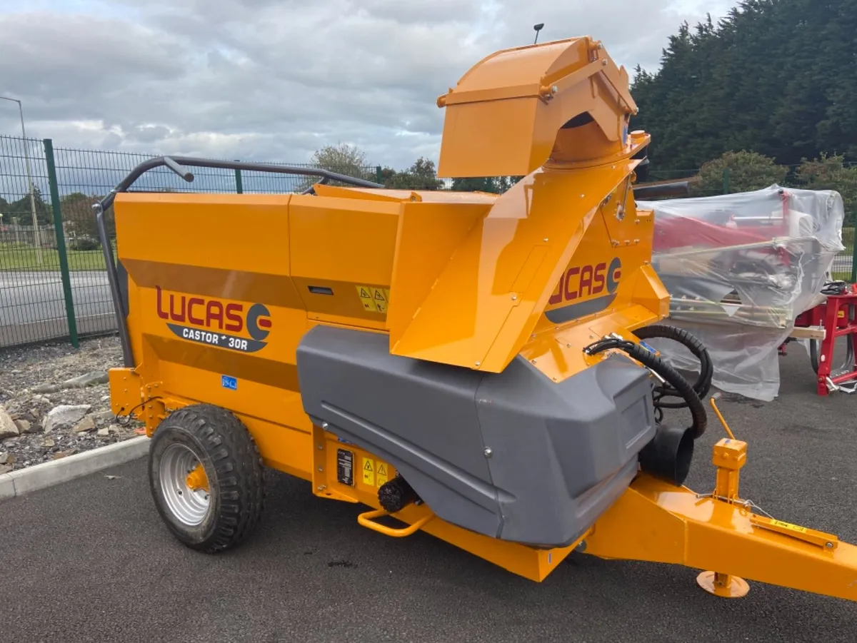 Lucas G straw bedders - Image 2