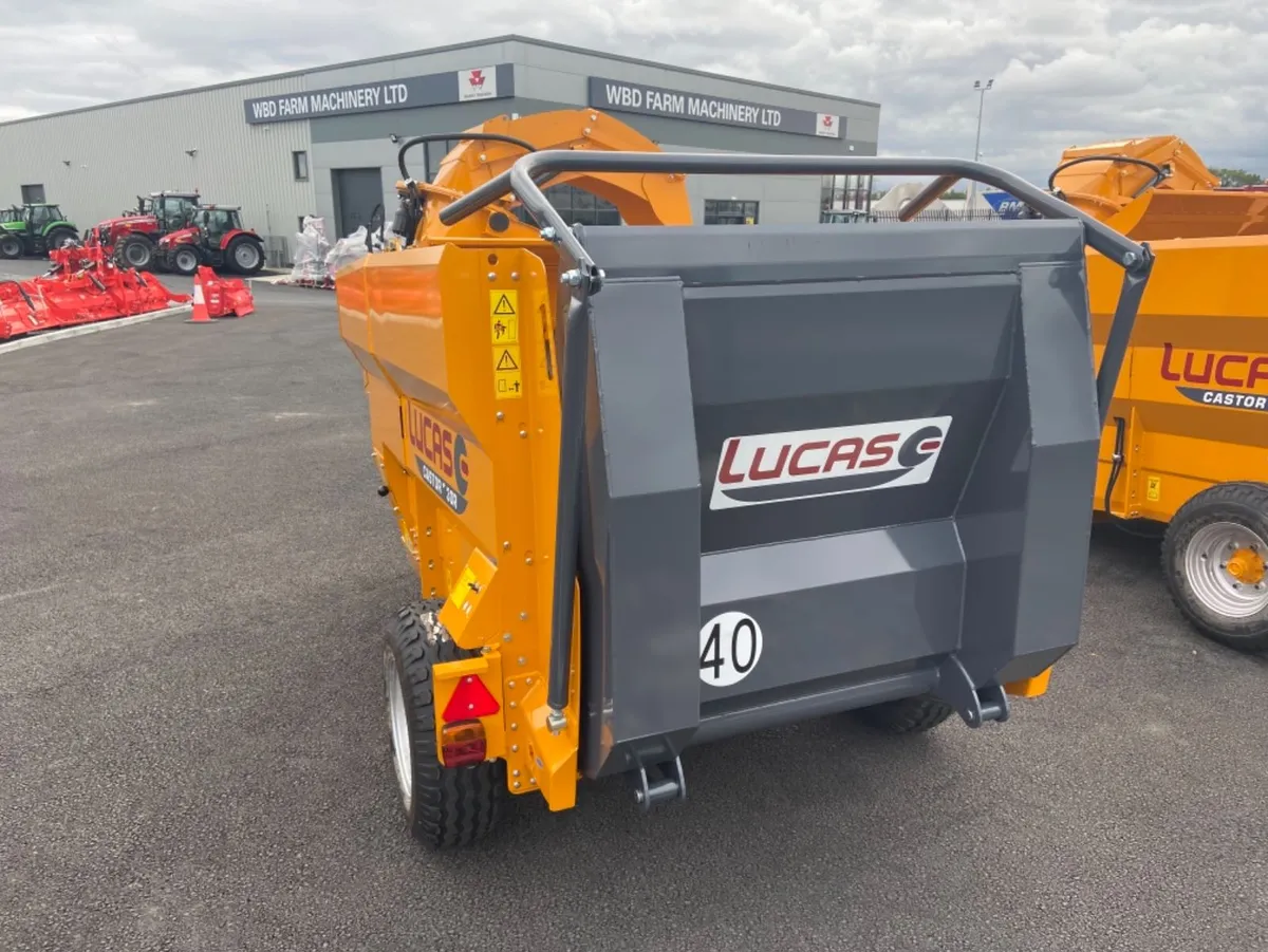 Lucas G straw bedders - Image 4