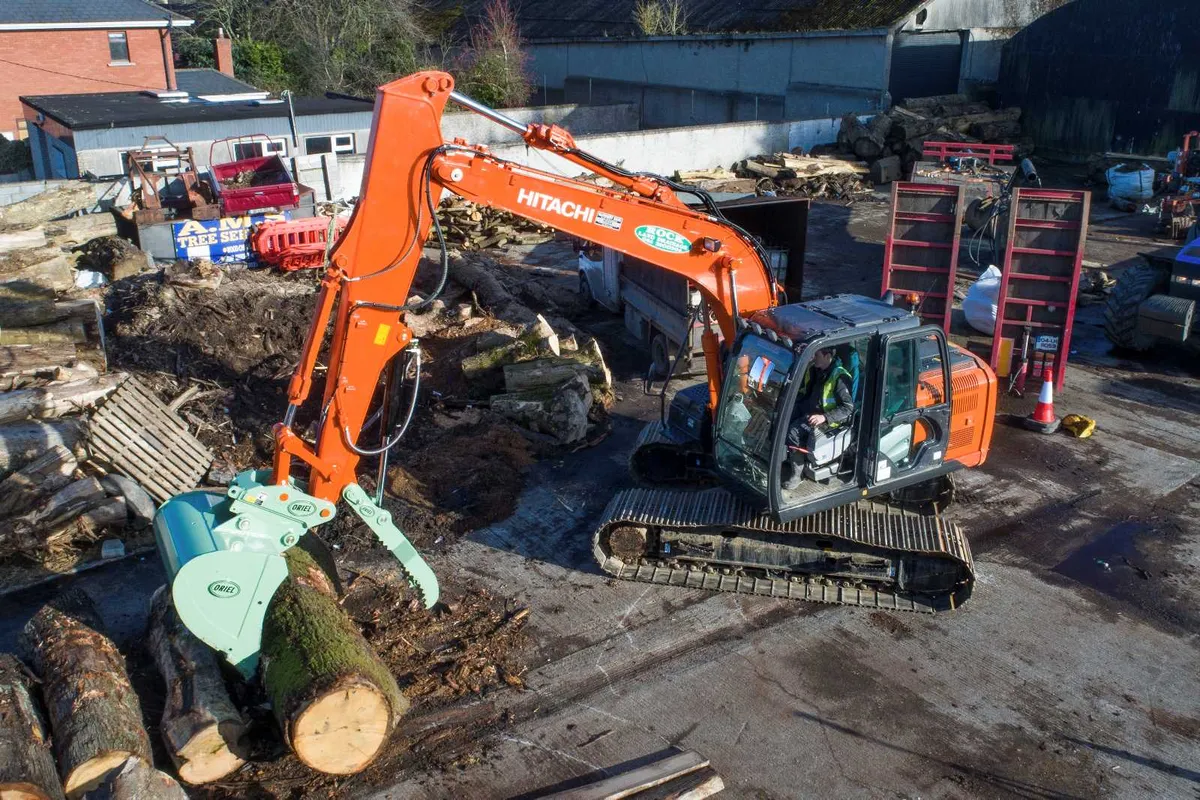 Oriel Attachments- Hydraulic Thumbs - Image 3