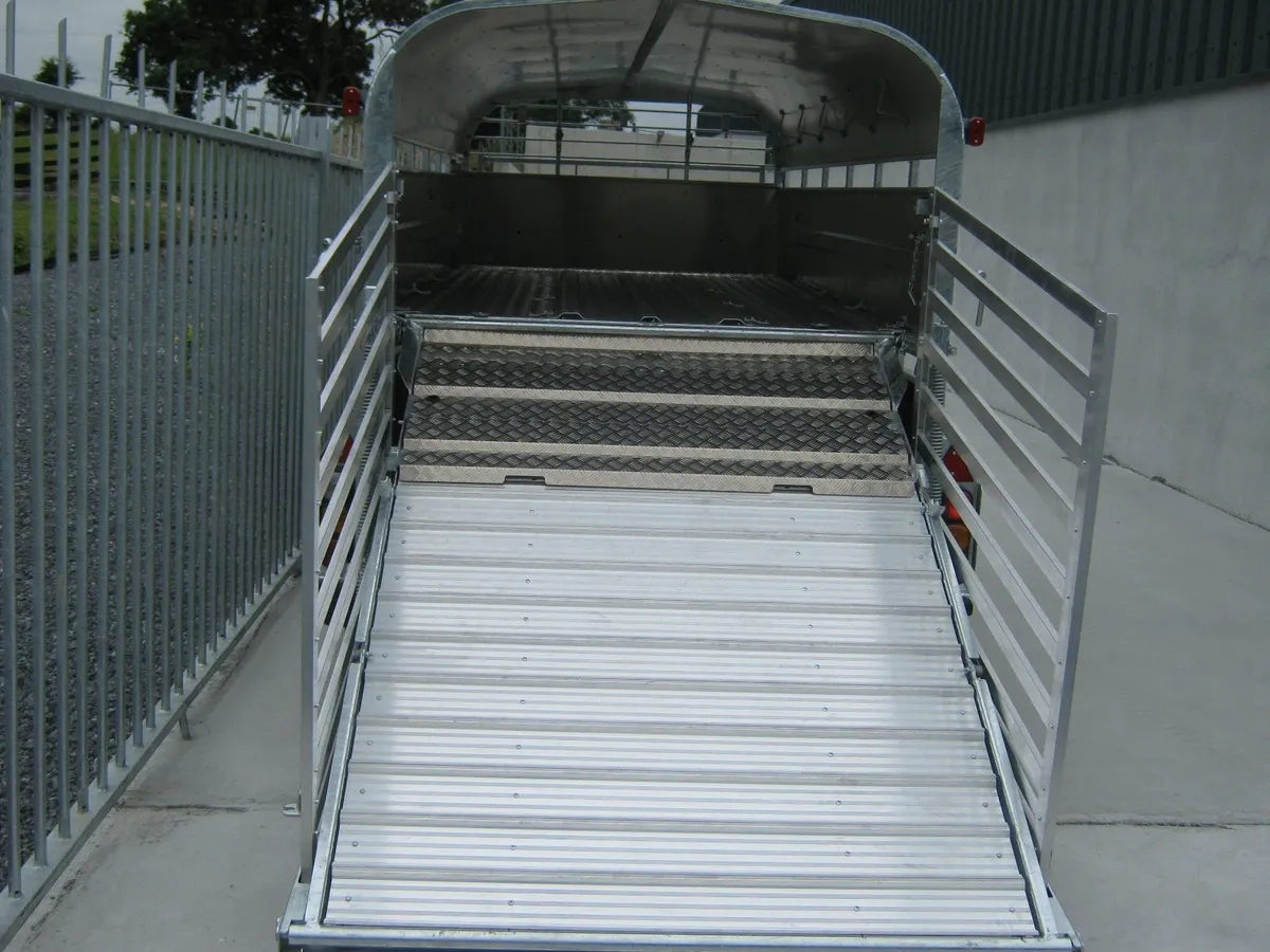 Nugent 14 ft  sheep decks hudson trailers - Image 4