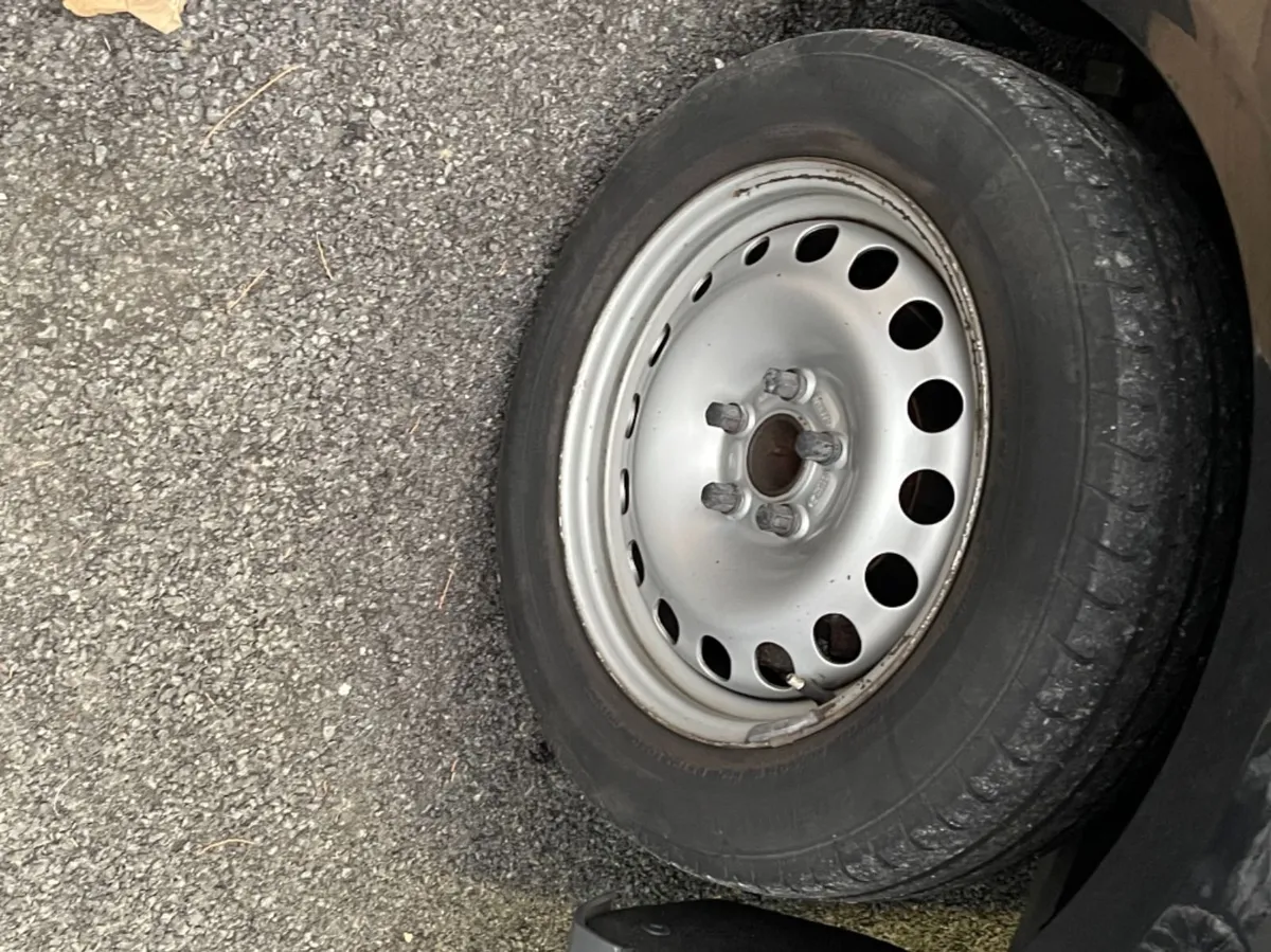 16” Ford Transit connect steel wheels and tyres