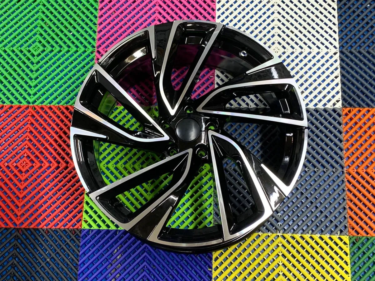 18” Adelaide 5x112 - Image 2