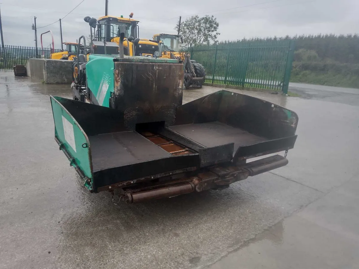 2011 Vogele S800 Road Paver (16965) - Image 1