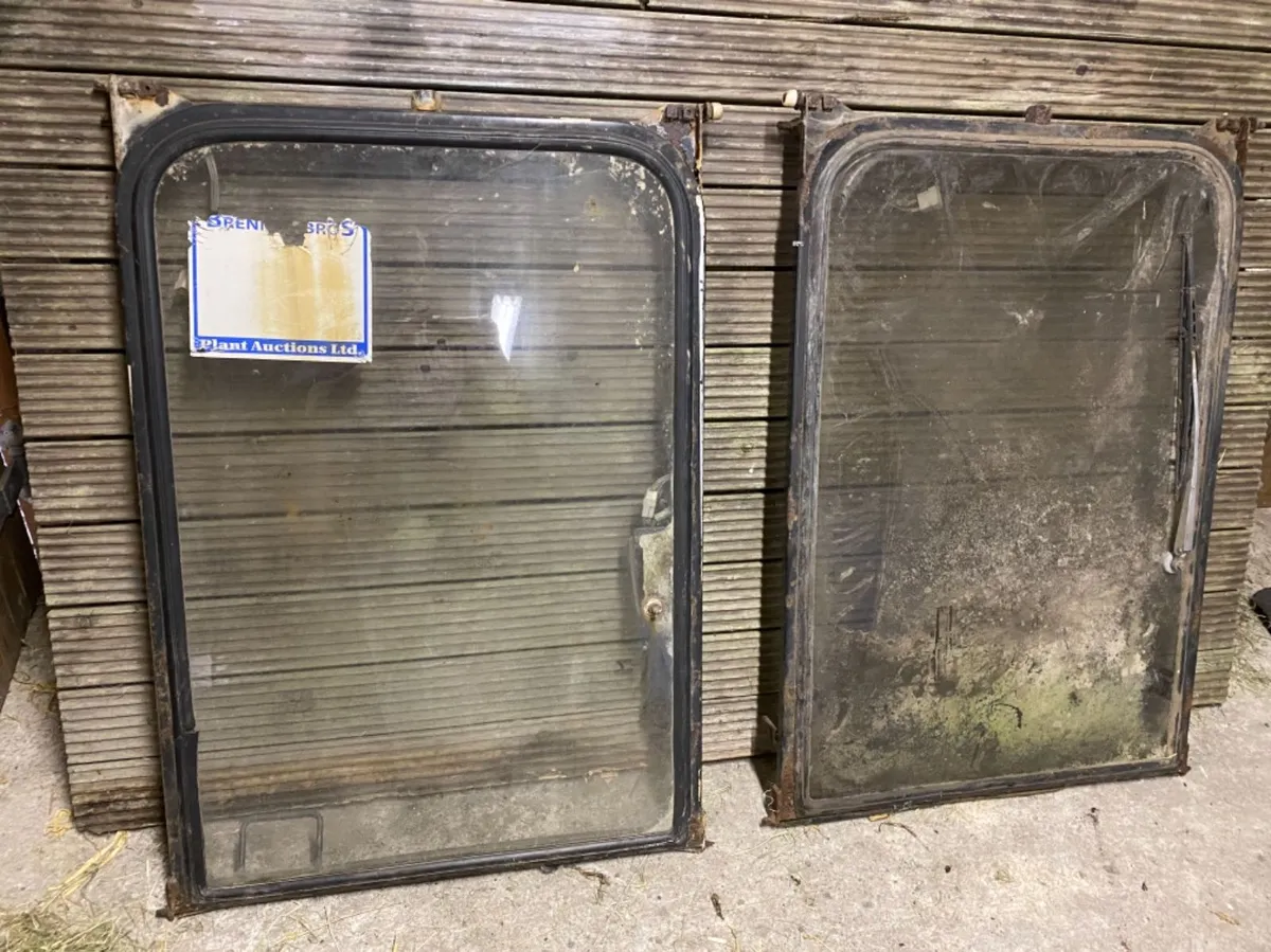 Hitachi Ex100-1 full front panels - Image 4