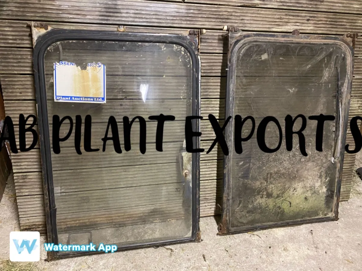 Hitachi Ex100-1 full front panels - Image 1