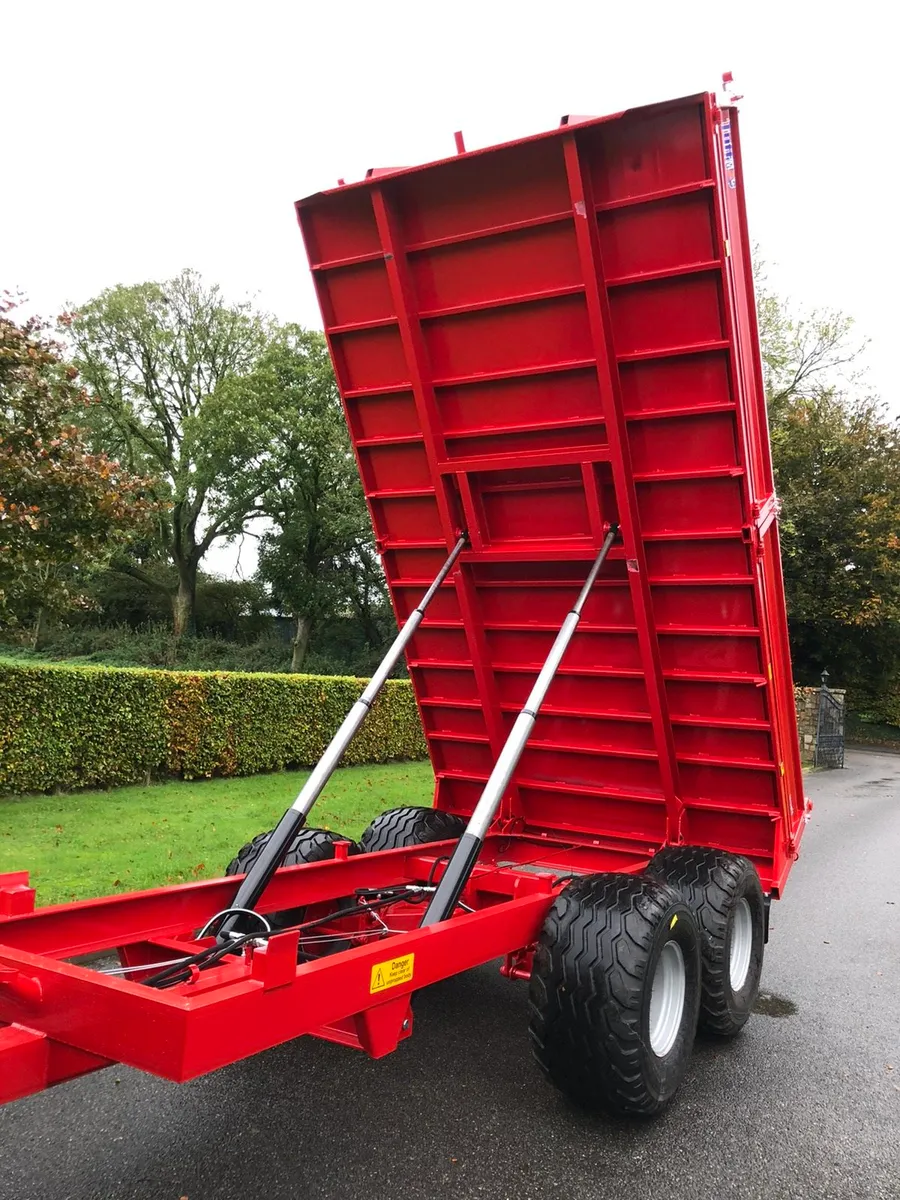 New 14/8 tipping trailer - Image 4