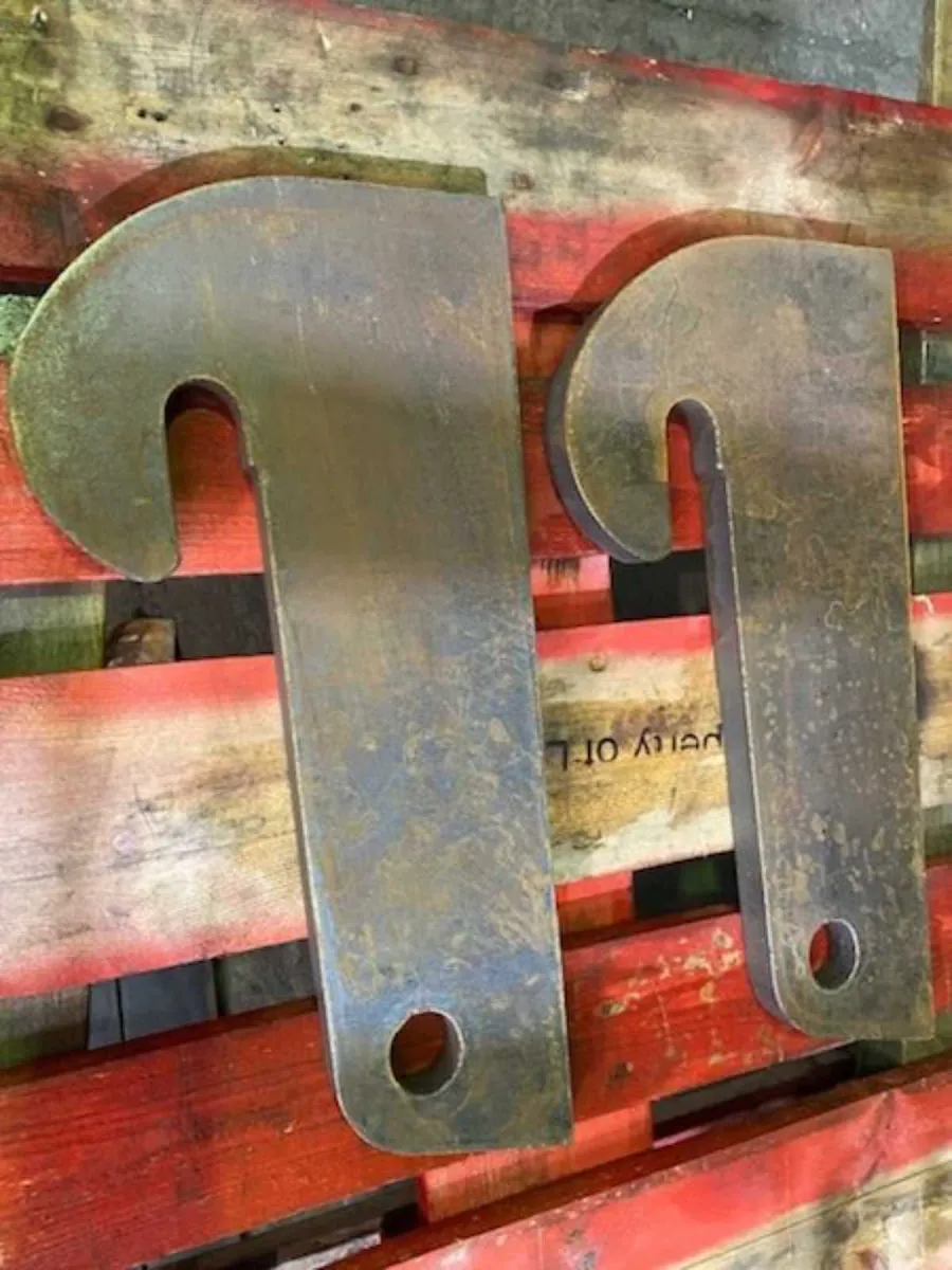 Loader bracket for New Holland - Image 4