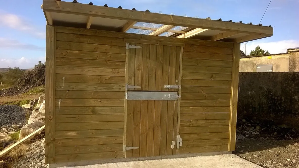 Redsetter stables - Image 1