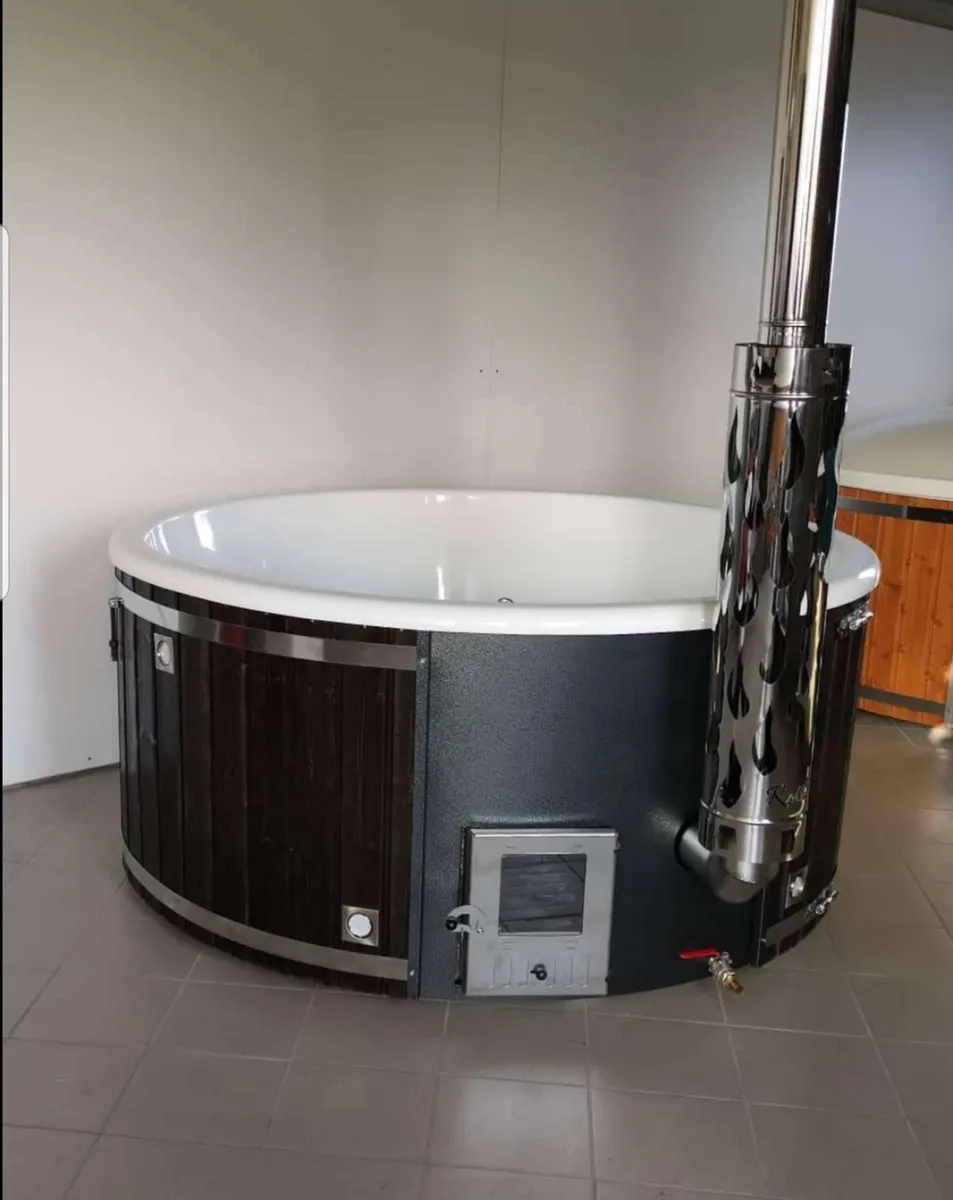 Hot tub  Jacuzzi - Image 4