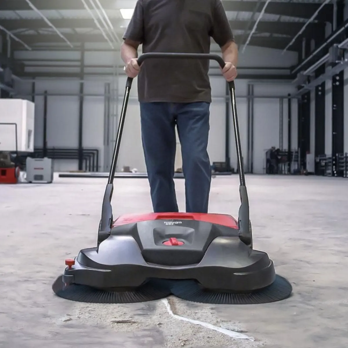 Hagga Sweepers- manual and battery operated - Image 1