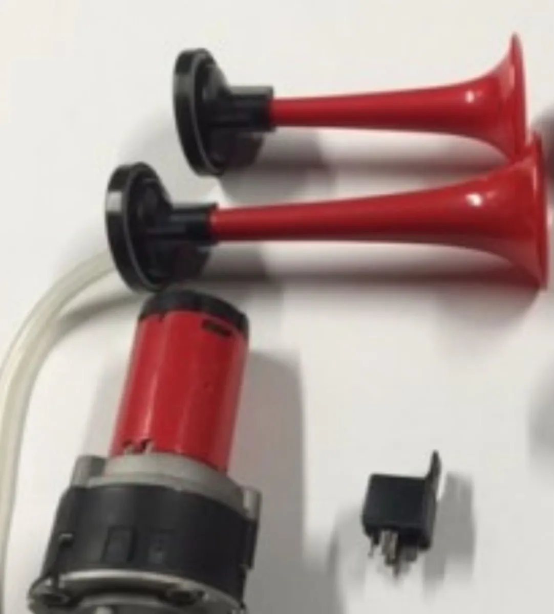 2 tont air horn & musical Dixie horn - Image 1