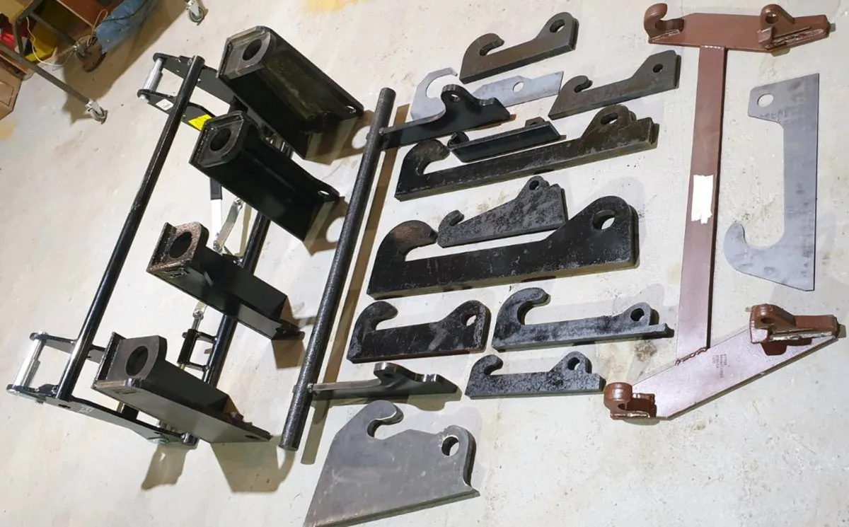 Loader Bracket for ALL MAKES - Image 3