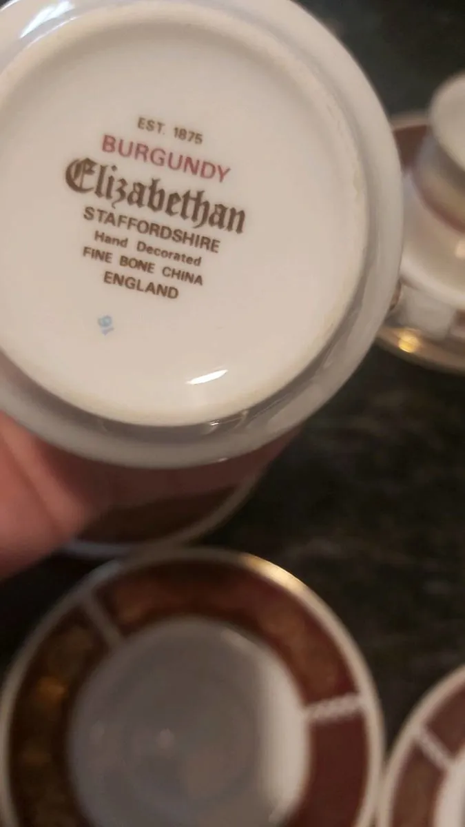 Elizabethan Burgundy Staffordshire - Image 3