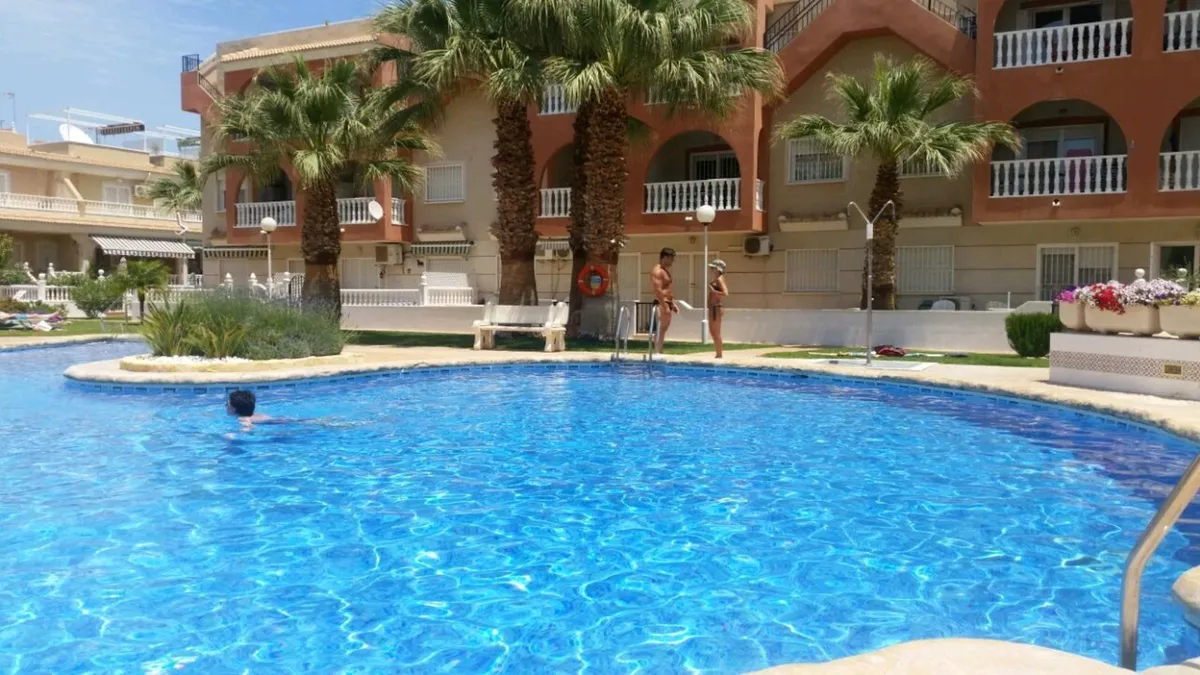 Spain, fab spacious 3 bed house - Image 1