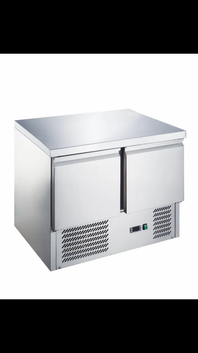 New 2 door Saladette - Image 4