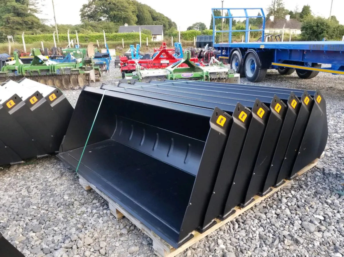 Quicke buckets - Image 2