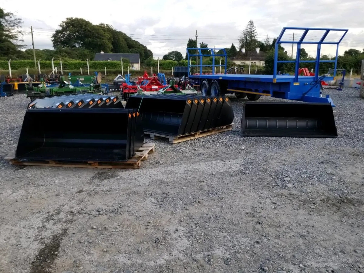 Quicke buckets - Image 1