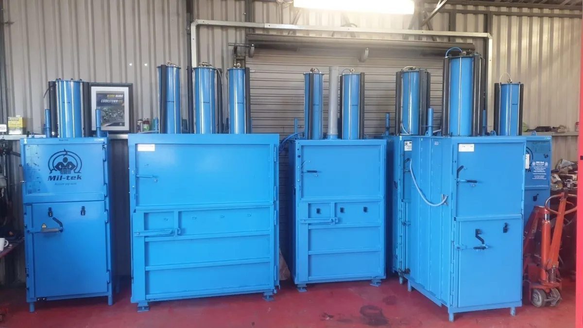 Cardboard compactor /baler/banding/Service - Image 1