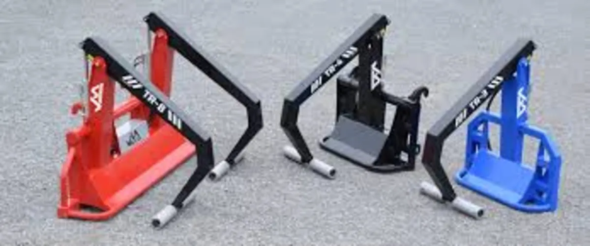 New JM Agri TR3 Bale Handler c/w Euro Hooks - Image 3