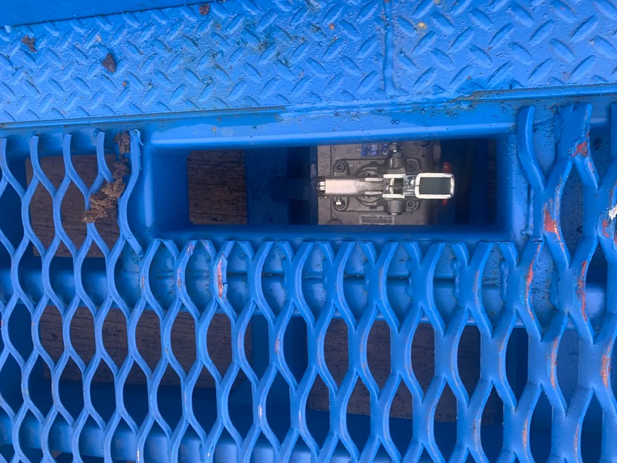 Forklift loading ramps - Image 3